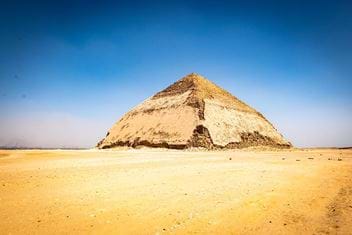 Visiting The Pyramids at Giza | My Mola